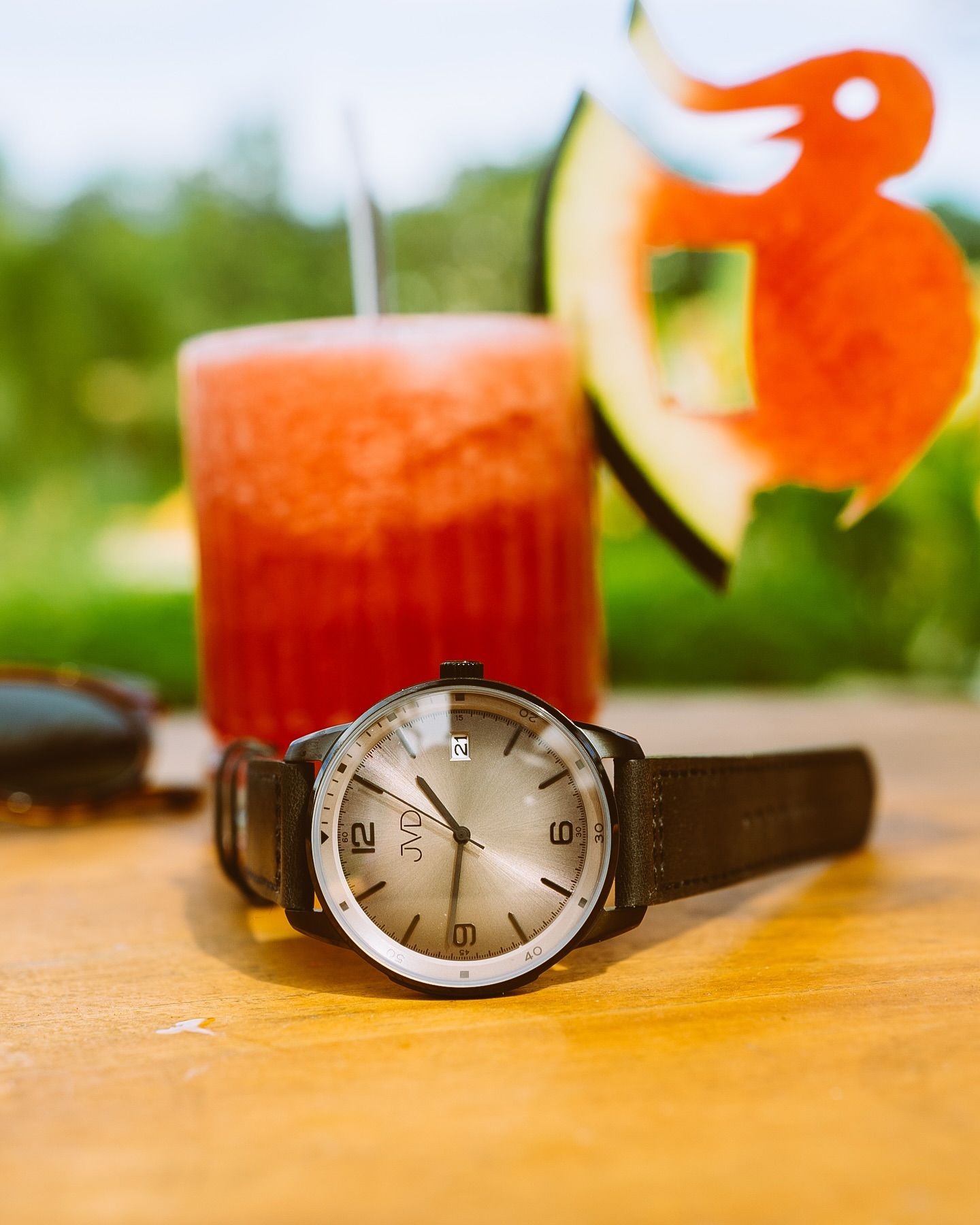 Jak trávíš poslední letní dny ty? 🍉 

#watch #watches #jvdwatch #jvdwatches #fashion #ootd #style #inspo #summer #summervibes